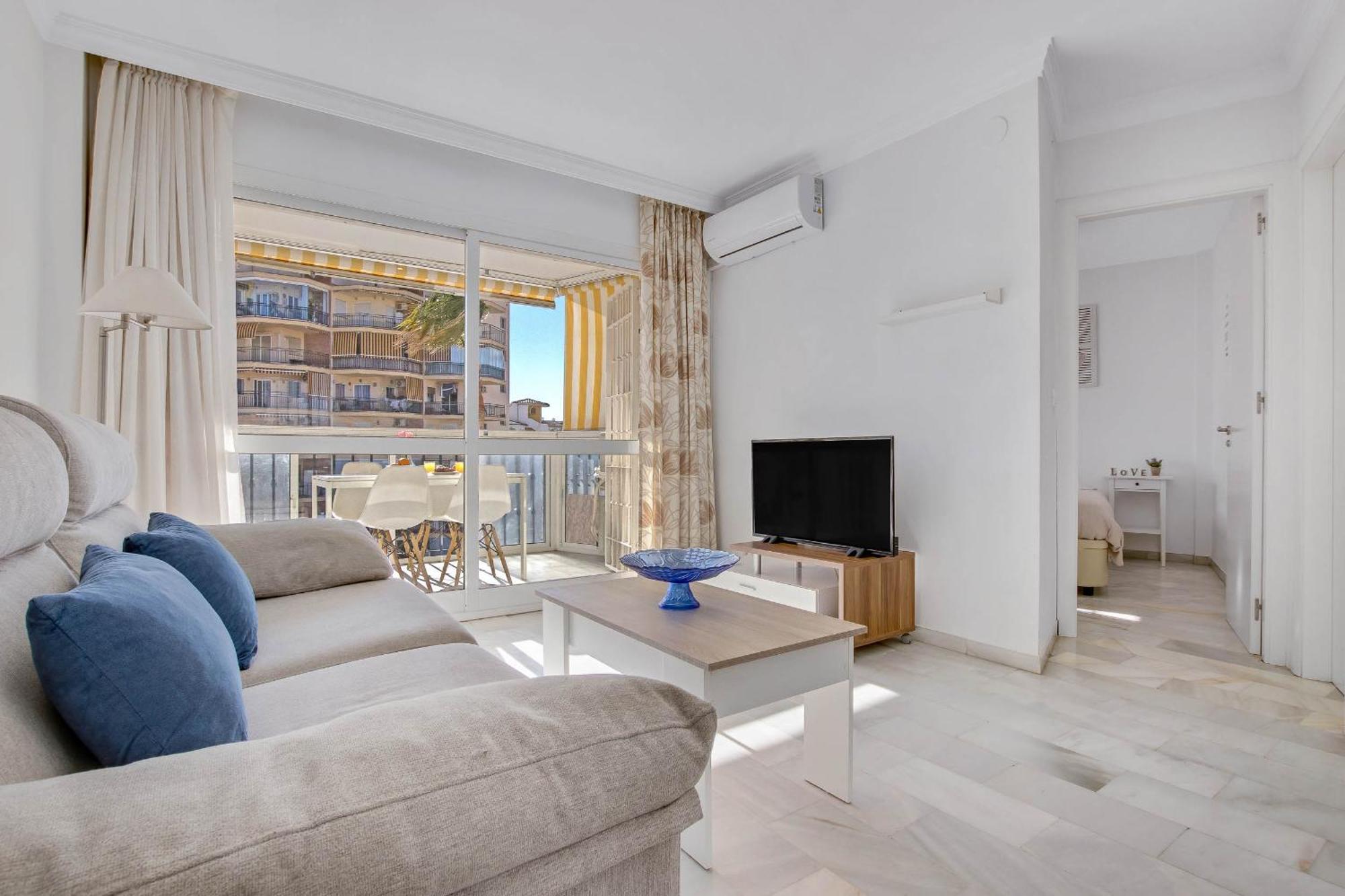 Erisa 68 By Ivi Real Estate Apartment Торемолинос Екстериор снимка